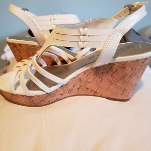 Brand new women sandal high heels size 7.5